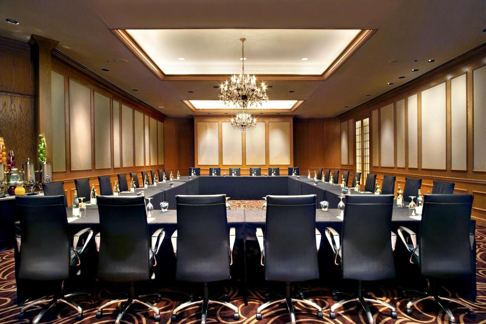 מלון Hilton Rosemont Chicago O'Hare מראה חיצוני תמונה