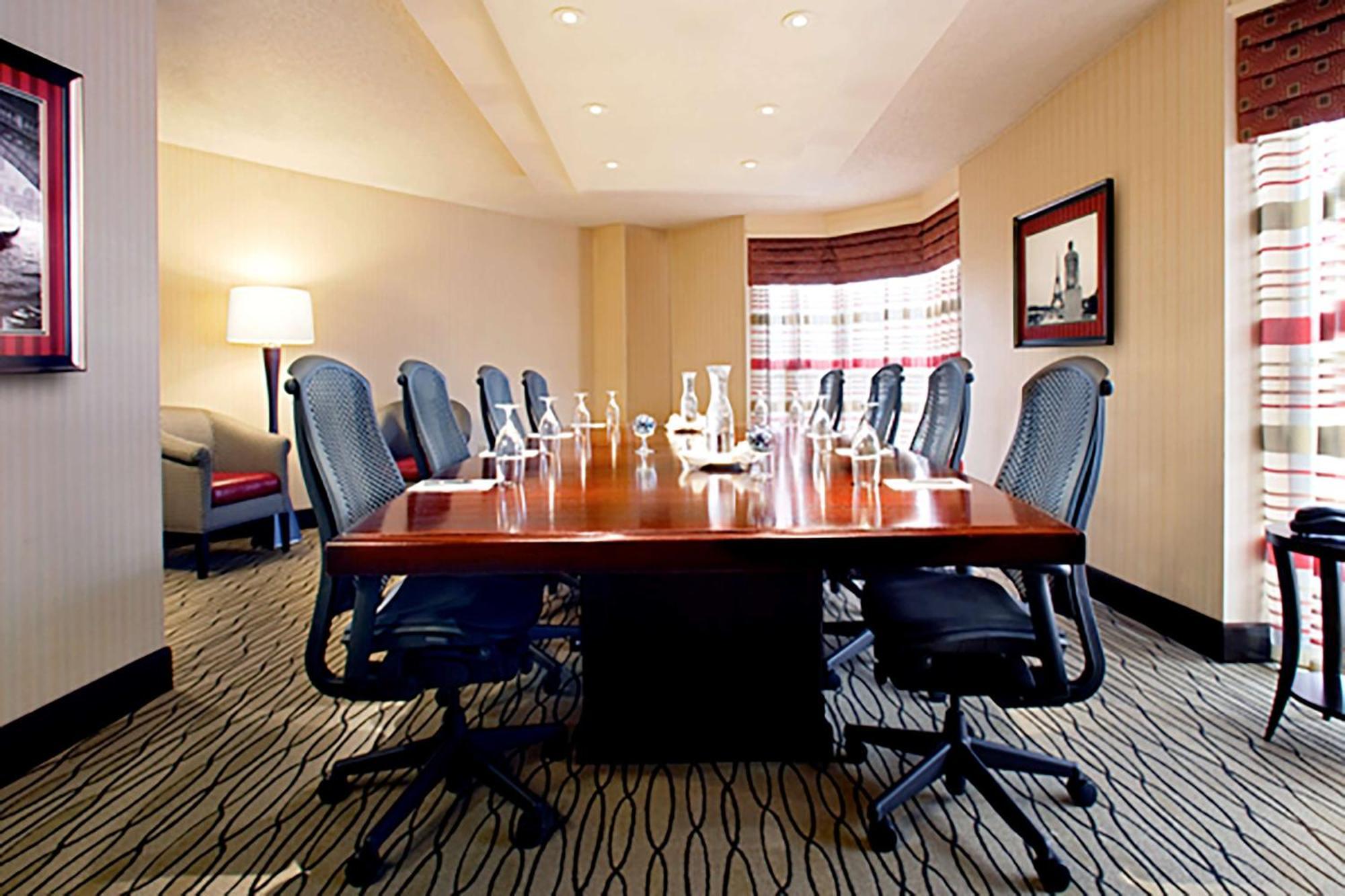 מלון Hilton Rosemont Chicago O'Hare מראה חיצוני תמונה