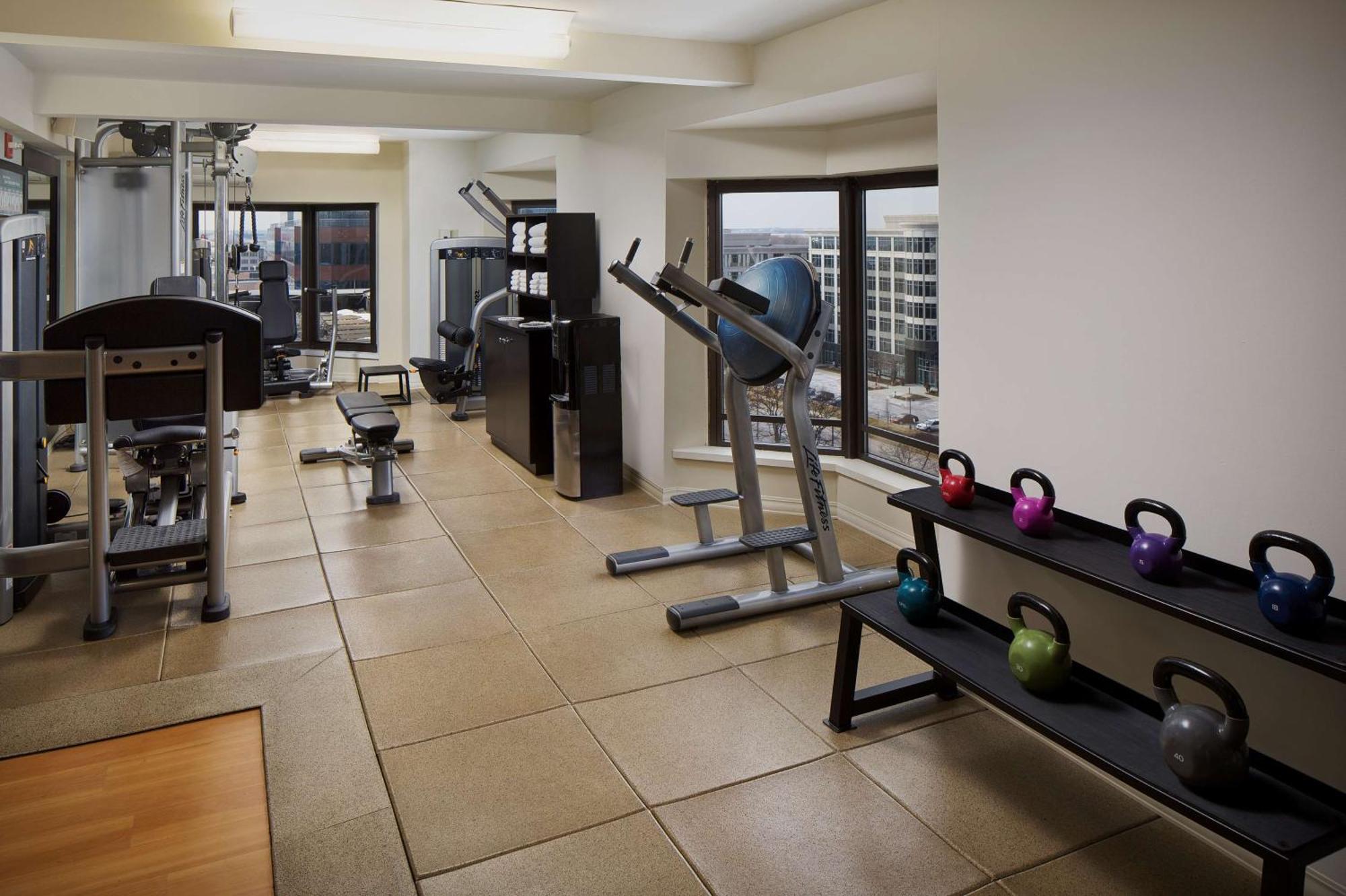 מלון Hilton Rosemont Chicago O'Hare מראה חיצוני תמונה